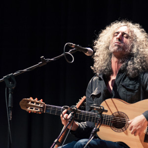 ดาวน์โหลดและฟังเพลง Hünkarire Minnet Nekon (Live Version) [feat. Ahmet Aslan] พร้อมเนื้อเพลงจาก Ahmet Aslan