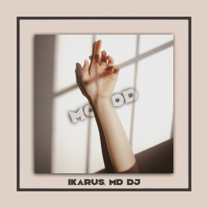 Dengarkan Mood lagu dari Ikarus dengan lirik