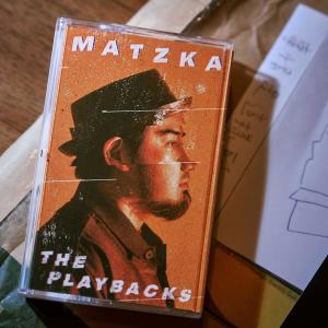 Listen to 没空等你 (Feat. 7LING) song with lyrics from Matzka