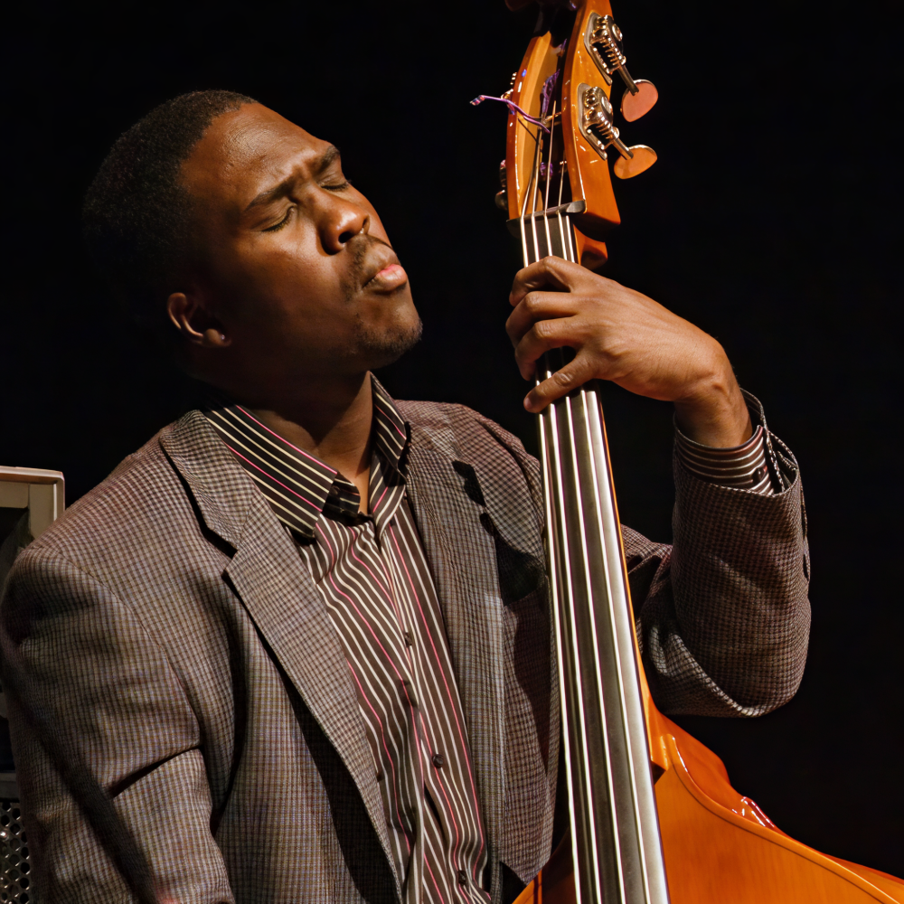 Derrick Hodge