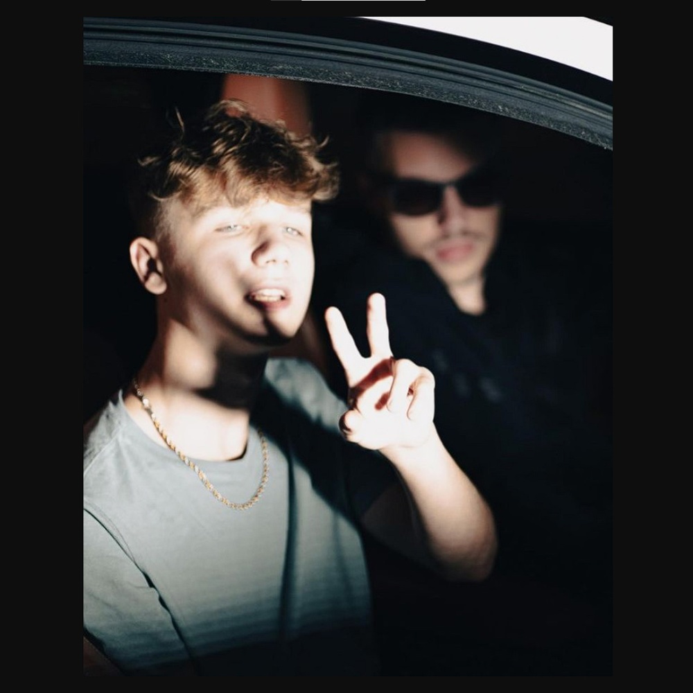 Chimicala (feat. Goldbach, Andreeas & Philly) (Explicit)