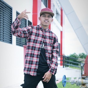 Listen to Beda song with lyrics from Ari