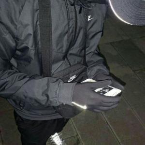 收聽N.B的Keep A Bliky (Explicit)歌詞歌曲