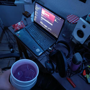 default playlist img