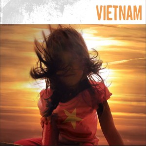 ดาวน์โหลดและฟังเพลง Donde Respiran los Héroes พร้อมเนื้อเพลงจาก Vietnam