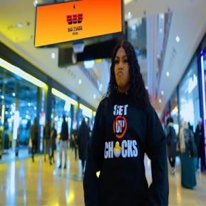 ดาวน์โหลดและฟังเพลง SET UP CHICKS พร้อมเนื้อเพลงจาก Lady Leshurr