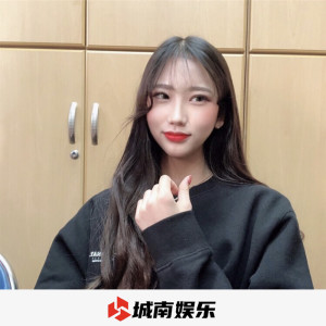 Dengarkan lagu 花式社会摇 (DJ版) nyanyian MC郭忠禹 dengan lirik