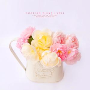 Listen to Longing flows through the rainwater song with lyrics from Jeong Yerin