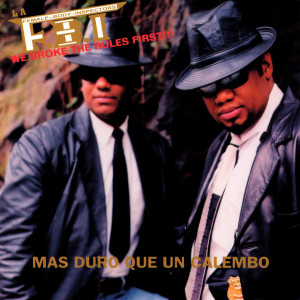 收聽La FBI Band的Que Linda Es America "Tributo Al 9.11" (Merengue Sentimental)歌詞歌曲