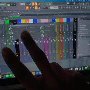 default playlist img