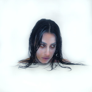 Coucou Chloé的专辑ICE CASTLES (Explicit)