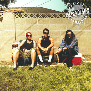 Dengarkan lagu World of Mine nyanyian Radical Something dengan lirik