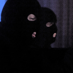 收听SNOVV的Uzi Ak (Explicit)歌词歌曲