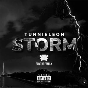 ดาวน์โหลดและฟังเพลง 30 Minutes To Midnight (Explicit) พร้อมเนื้อเพลงจาก Tunnie Leon