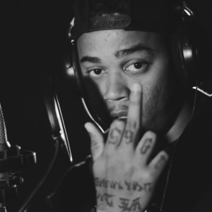 Listen to BRASIL (Explicit) song with lyrics from Xavier2bit