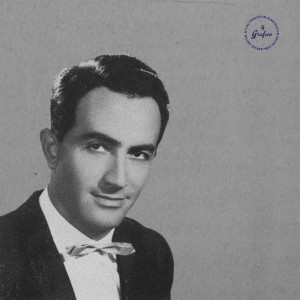 Dengarkan lagu Nazlanma Gel Güzelim nyanyian Kutlu Payaslı dengan lirik