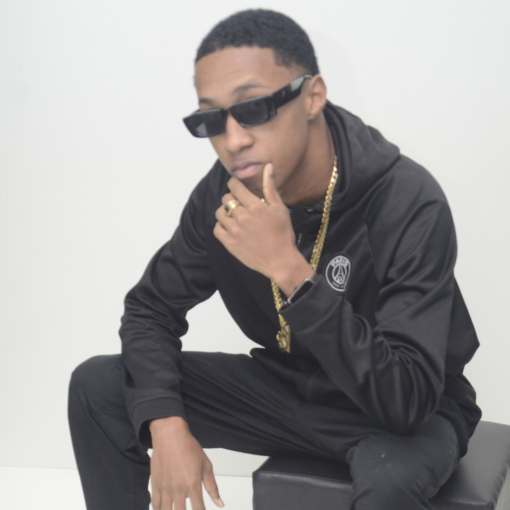 MEGA DO TOMA TOMA - BEAT FINO (Remix)