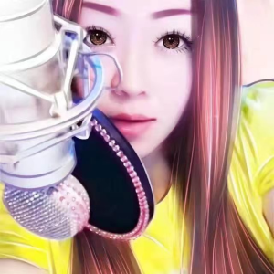 Album 我们的爱还在不在 from MC小月