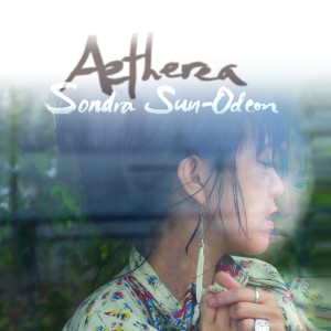 Dengarkan Gate lagu dari Sondra Sun-Odeon dengan lirik