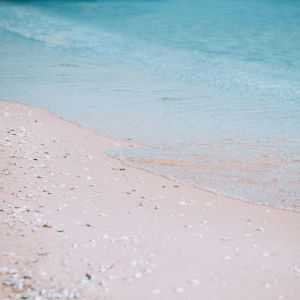Dengarkan lagu Daydreaming nyanyian Deep Sleep dengan lirik