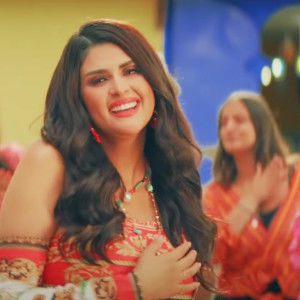 Listen to دارهالي قلبي song with lyrics from Salma Rachid