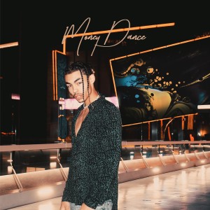 ดาวน์โหลดและฟังเพลง Money Dance (Explicit) พร้อมเนื้อเพลงจาก Sky Summers
