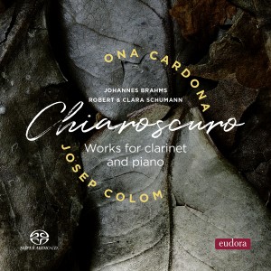 Album Chiaroscuro from Ona Cardona