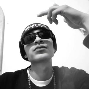 UnderCrudos的專輯Tanto Por Decir (Explicit)