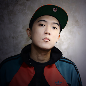 Illinit ดาวน์โหลดและฟังเพลงฮิตจาก Illinit