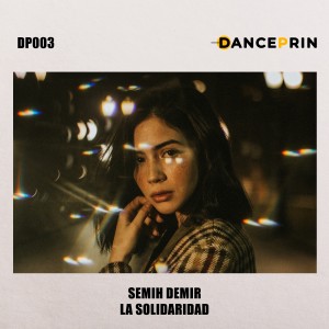 收聽Semih Demir的La Solidaridad歌詞歌曲
