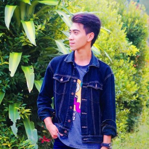 Dengarkan Kau Khianatiku lagu dari Ferry Agus Irawan dengan lirik