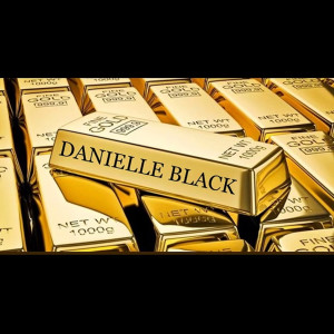 Dengarkan Don't Play Yourself (Explicit) lagu dari Danielle Black dengan lirik