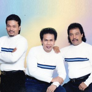 Tembang Kenangan dari Aksidos Trio