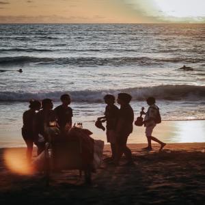 收聽Academia de Meditação Buddha的Wanderlust歌詞歌曲