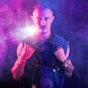 default playlist img