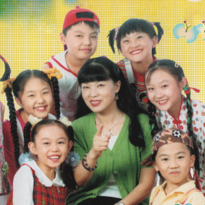 Listen to 爷爷的三峡号子 song with lyrics from 杜帅