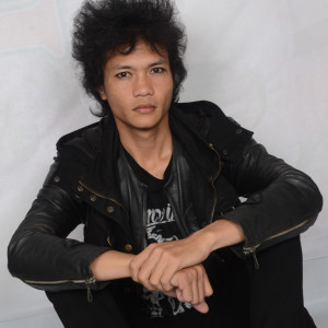 Denden Gonjalez的专辑Ayah Bunda (Remastered 2023)