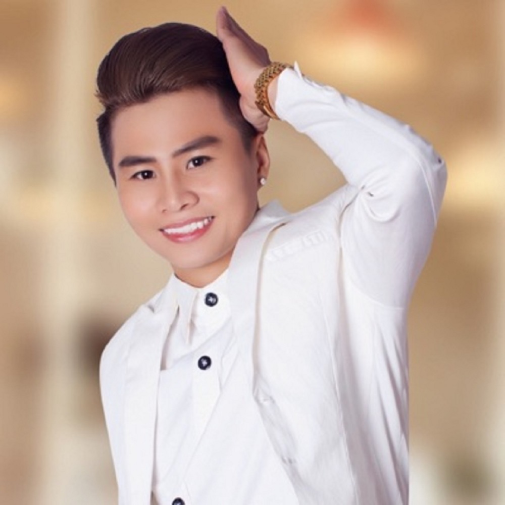 Tình Và Tiền