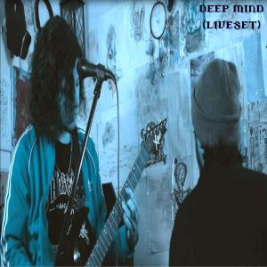 Album Cracked eggshell (Live) oleh Deep Mind