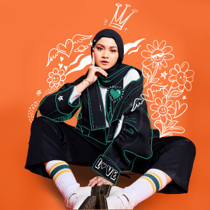 ดาวน์โหลดและฟังเพลง Bunga Hati พร้อมเนื้อเพลงจาก Salma Salsabil