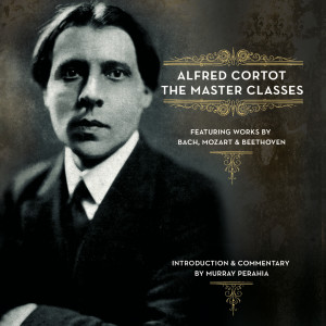 ดาวน์โหลดและฟังเพลง Sonata No. 11 in A Major for Piano, K. 331 (300i): II. Menuetto - Trio (Live) พร้อมเนื้อเพลงจาก Alfred Cortot