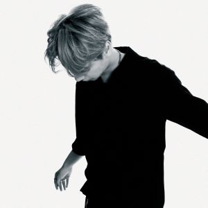 收聽오스틴 (Austn)的BREEZE (Feat. OWLER)歌詞歌曲