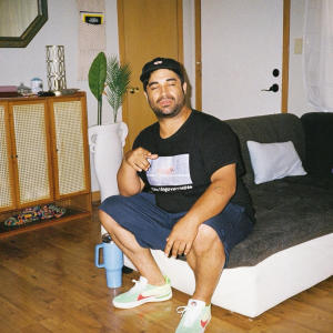 default playlist img