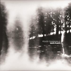 收聽Felice Chiaravalle的Raro o Pako (feat. Luigi Di Nunzio)歌詞歌曲