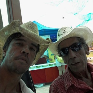 Dengarkan lagu Cowboy Urbano nyanyian marcio callfer dengan lirik