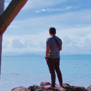 Dengarkan lagu Pergilah Kau pergi nyanyian Utha dengan lirik