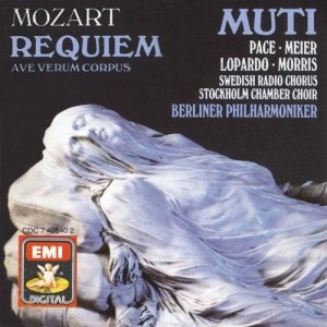 ดาวน์โหลดและฟังเพลง Requiem in D Minor, K. 626: I. Introitus - Requiem aeternam (Chorus, Soprano) พร้อมเนื้อเพลงจาก Riccardo Muti