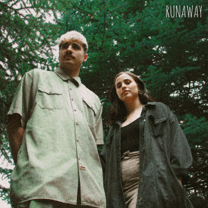 收聽Zodiaque的Runaway歌詞歌曲