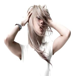 收聽givenchylocks的rebel (Explicit)歌詞歌曲