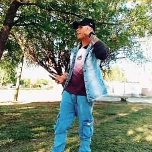 收聽Liyo的CALLME歌詞歌曲